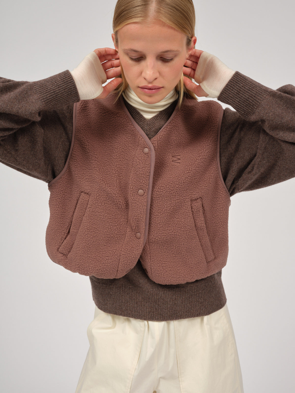BELVA FLEECE VEST