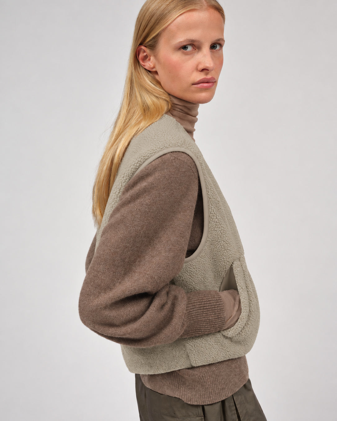BELVA FLEECE VEST